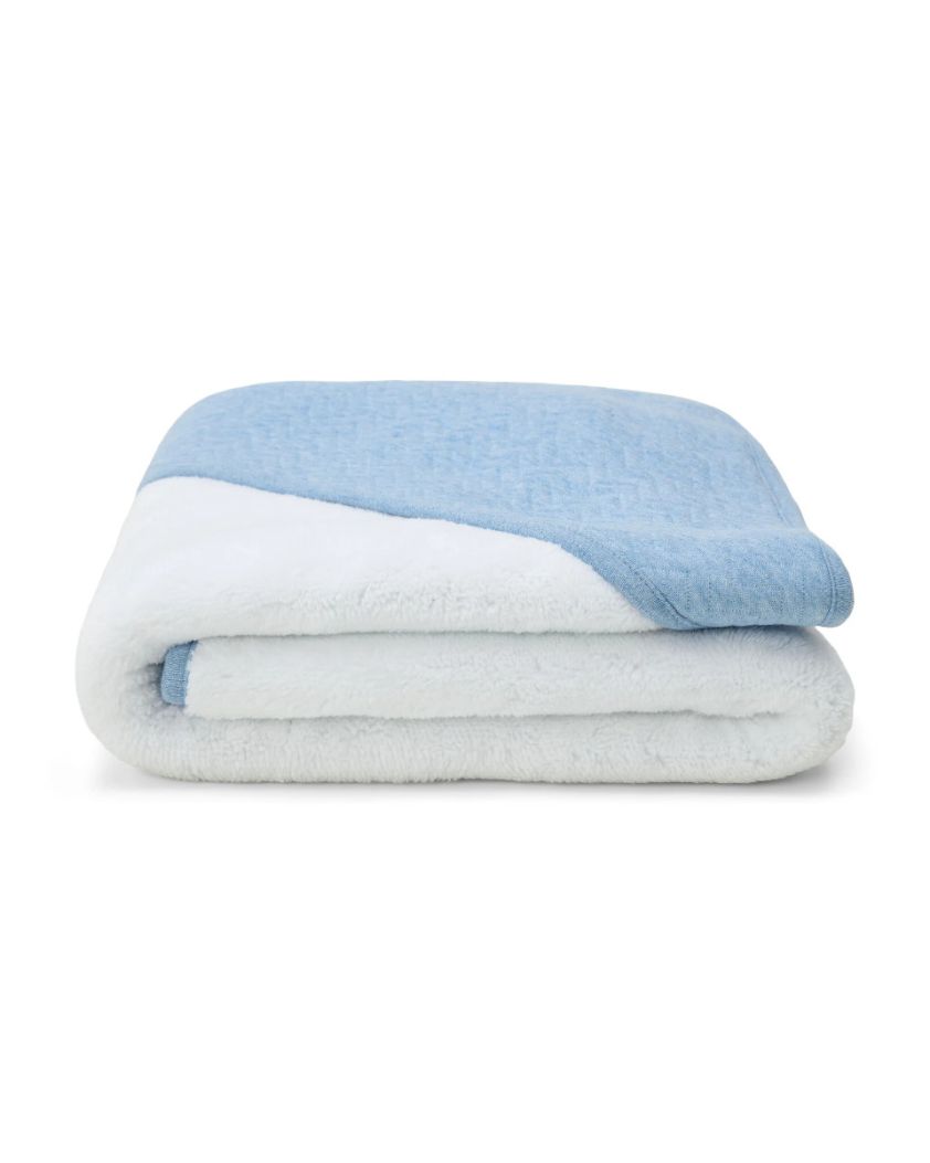 Poetree Kids Wrapping Blanket Chevron Denim Blue